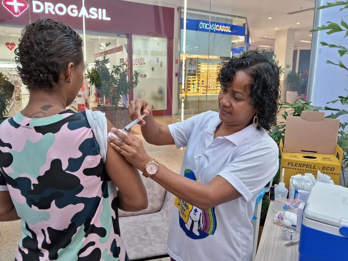 Shopping tem ponto de vacinação gratuita esta semana em Salvador ...
