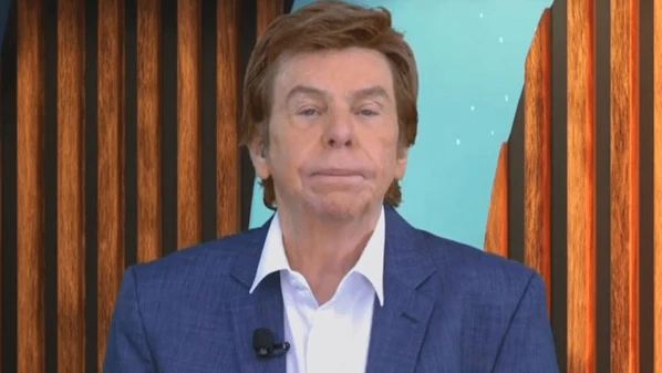 Nelson Rubens é afastado da RedeTV! após denúncias de assédio moral no TV Fama