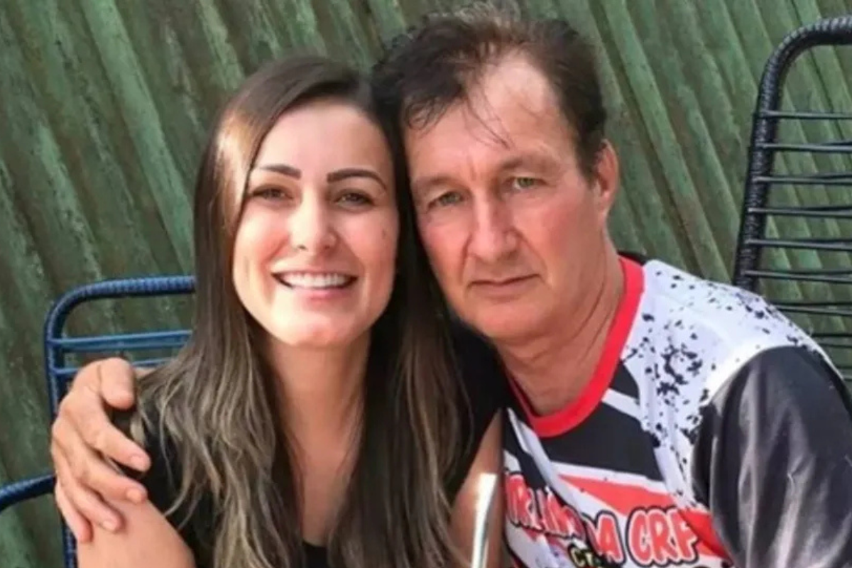 Andressa Urach e Carlos Urach por Reprodução