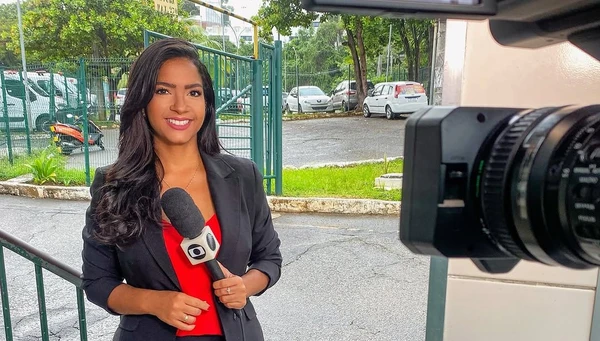 Camila Oliveira por Divulgação