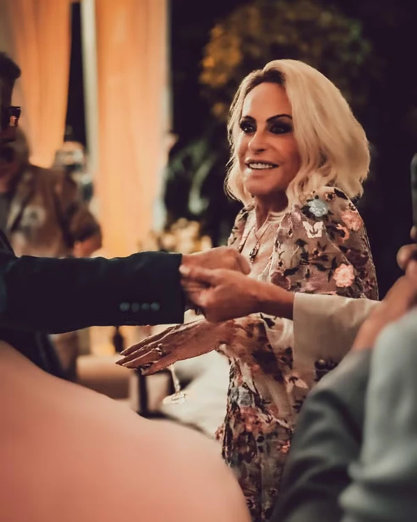 Ana Maria Braga e Fábio Arruda se casaram por Reprodução