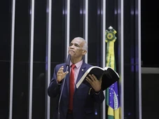 Imagem - 'Sou doido': deputado baiano manda recado para Trump e se oferece para negociar paz