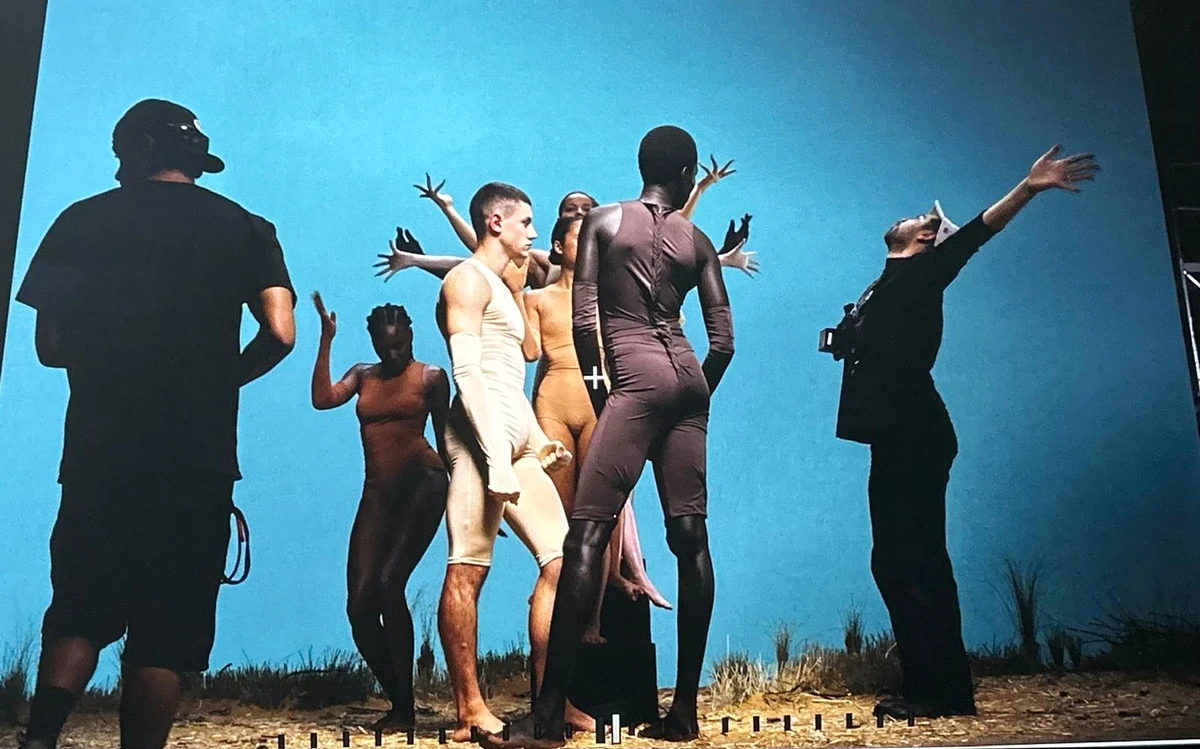 Jorge Dorsinville dirgindo por Acervo pessoal