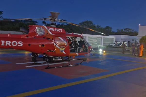 Vítima foi transportada pelo Corpo de Bombeiros