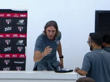 Imagem - Técnico do São Paulo, Zubeldía perde a linha com jornalista: 'Oportunista'