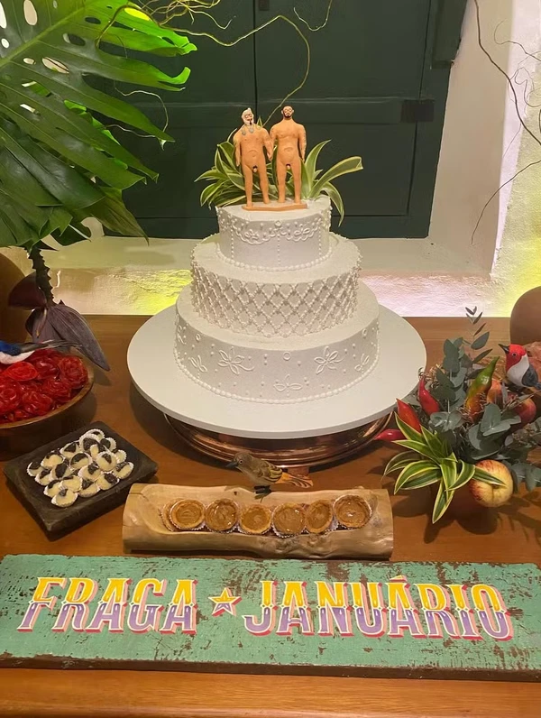Bolo do casamento de Januário e Fraga