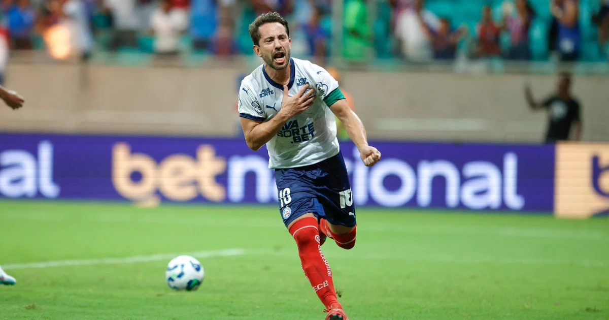 Imagem - Jogadores e clubes manifestam apoio a Everton Ribeiro após cirurgia para tratar câncer