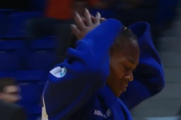 Clarisse Agbégnenou foi desclassificada da final da categoria até 63 kg no Campeonato Europeu de Judô