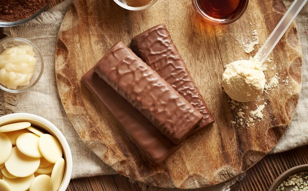 Nem toda barrinha de proteína é saudável