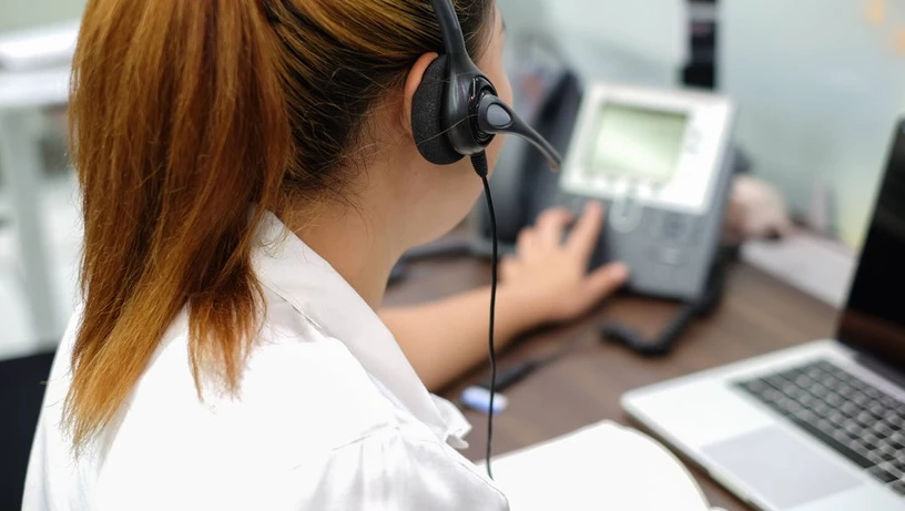 Imagem - Funcionária que fazia 540 ligações por dia é indenizada por assédio moral