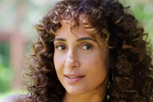 Camila Pitanga vive Ellen por Reprodução / Redes Sociais