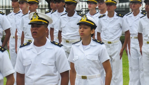 Alunos do Colégio Naval