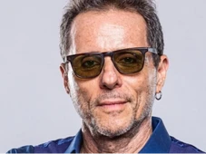 Imagem - Tony Bellotto, dos Titãs, tem alta após cirurgia e emociona fãs