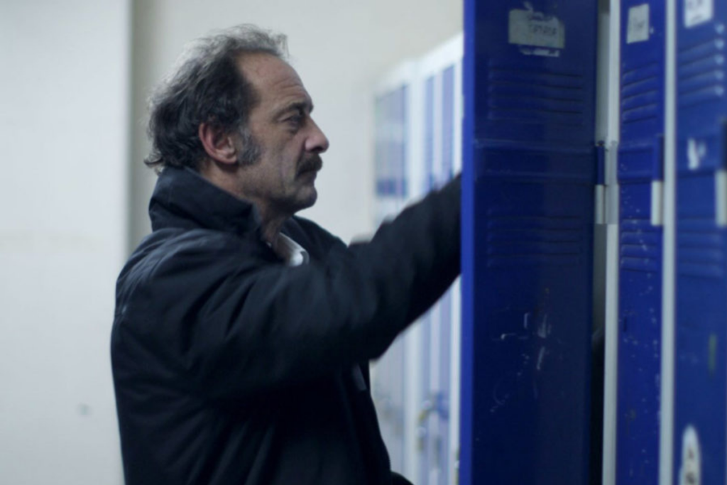 Em &#8220;O Valor de um Homem&#8221;, Thierry enfrenta dificuldades para conseguir um emprego (Imagem: Reprodução digital | Arte, Nord-Ouest Films e Arte France Cinéma)