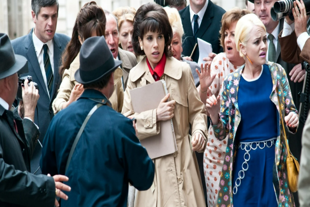 O filme &#8220;Revolução em Dagenham&#8221; mostra a luta das operárias da Ford para conquistarem a igualdade salarial (Imagem: Reprodução digital | Prime video)