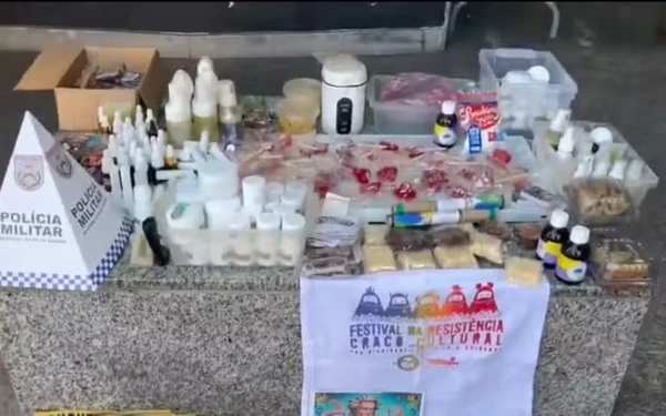 Materiais seriam vendidos no show da artista e na Marcha da Maconha