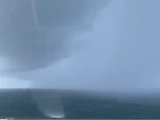 Imagem - Salvador registra formação de tromba d’água na praia da Barra