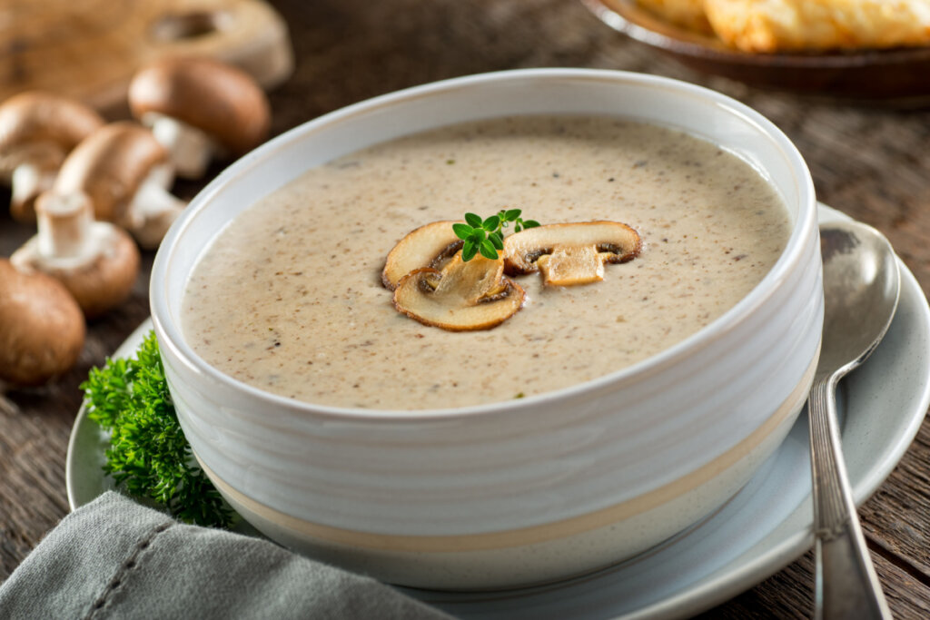 Creme de cogumelo (Imagem: Foodio | Shutterstock)
