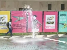 Imagem - Vazamento de água é registrado em Salvador na manhã desta terça-feira (6)