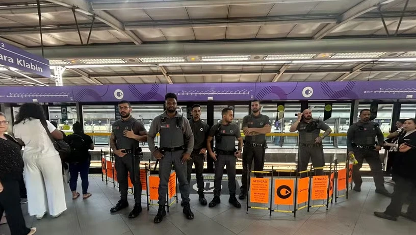 Imagem - Tragédia no metrô: veja o que se sabe sobre morte de passageiro preso entre as portas