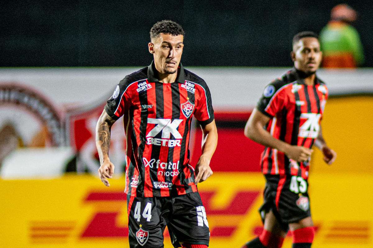 Gabriel Baralhas - 2 gols por Victor Ferreira/EC Vitória
