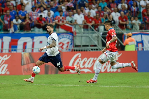 Willian José, em Bahia x Nacional