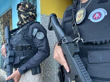 Imagem - PMs são presos por suspeita de tortura em operações na Bahia