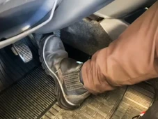 Imagem - O que fazer se o freio do carro falhar numa descida?