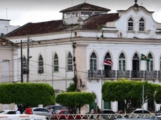 Imagem - Professores questionam decreto de prefeitura baiana que proíbe uso de celulares para servidores