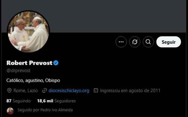 Papa tem Twitter