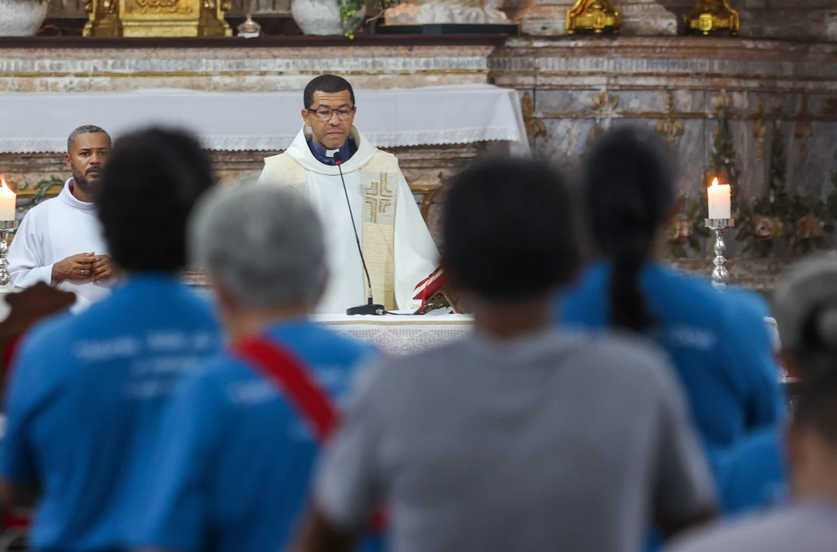 Paróquias de Salvador celebraram missas na tarde desta quinta-feira (8)