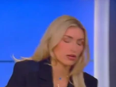 Imagem - VÍDEO: Comentarista desmaia ao vivo durante programa da Fox