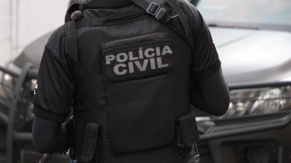 Imagem - Vítima de estupro denuncia padrasto após ser desacreditada pela mãe na Bahia
