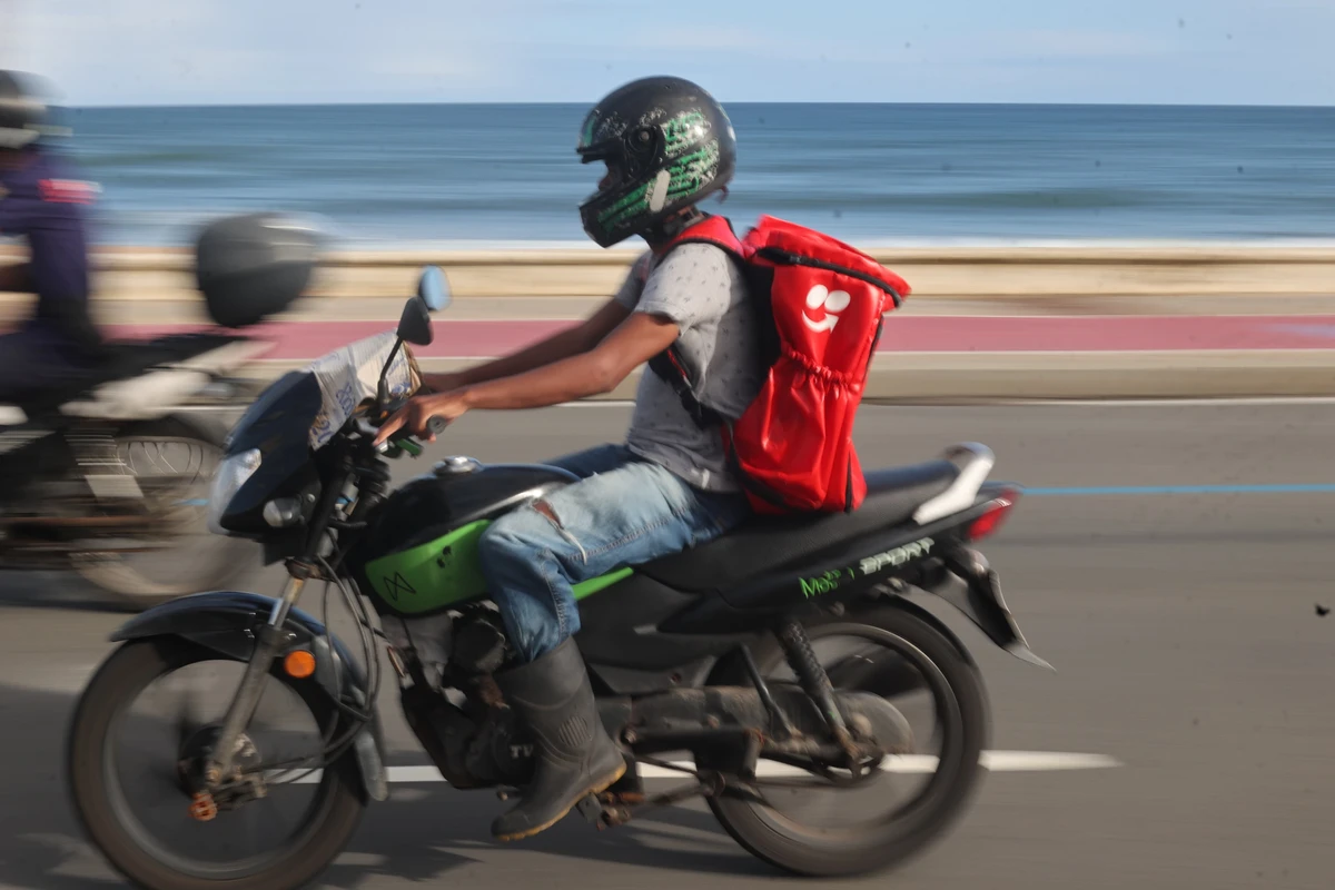 Em um ano, mais de 40% dos entregadores sofreram acidentes de trabalho