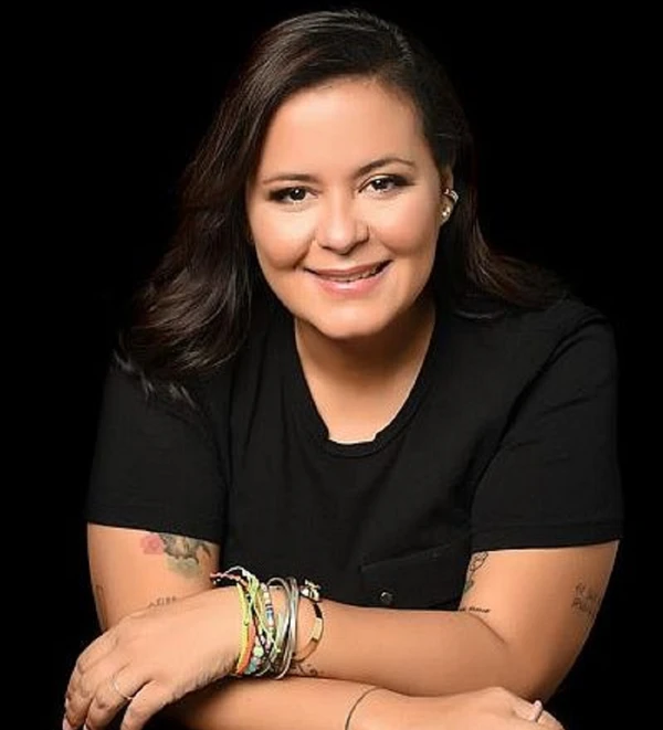 GAbriela Cruz