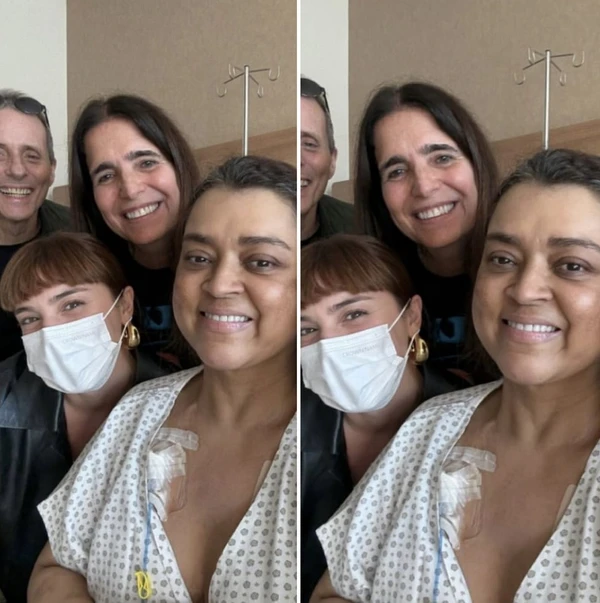 Preta Gil com Tony Belloto, Malu Mader e Alice Wegmann