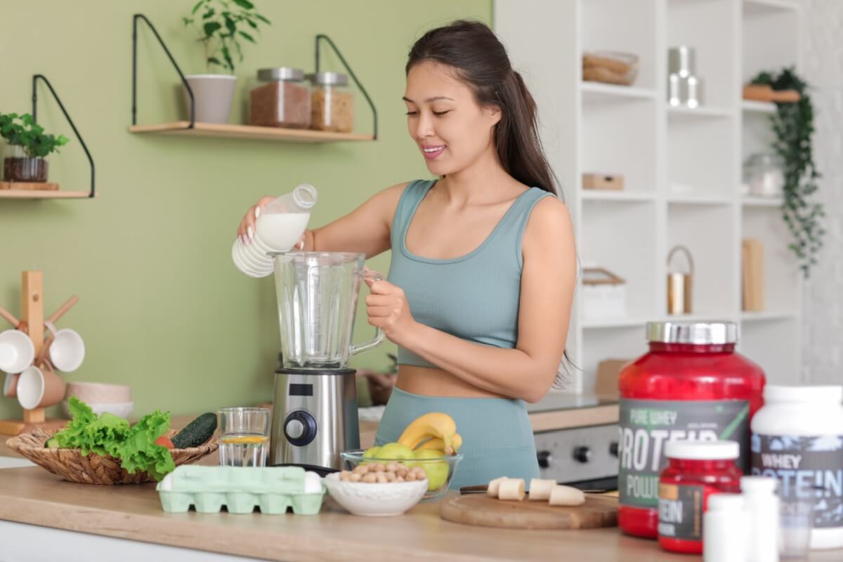 A energia necessária para o funcionamento do corpo durante os exercícios pode ser obtida de diferentes fontes (Imagem: Pixel-Shot | Shutterstock)