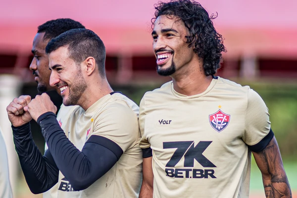 Vitória mantém a Copa Sul-Americana em segundo plano