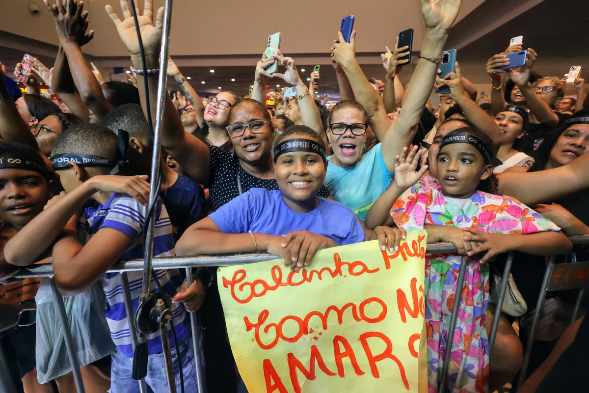 Luis Fernando foi com a família para o show