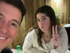 Imagem - Usando colete, filha de Rodrigo Faro revela diagnóstico: 'Bem grave'
