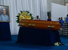 Imagem - Entenda por que o caixão de Divaldo Franco ficou fechado durante o velório