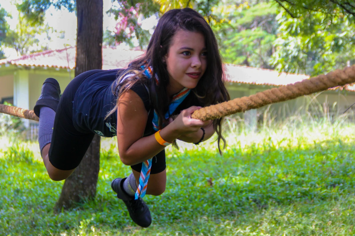 Escoteiros aprendem de tudo na natureza