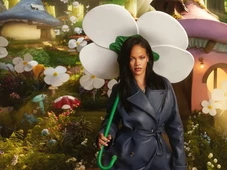 Imagem - Após quase três anos, Rihanna lança música nova; veja o clipe de 'Friend of Mine'