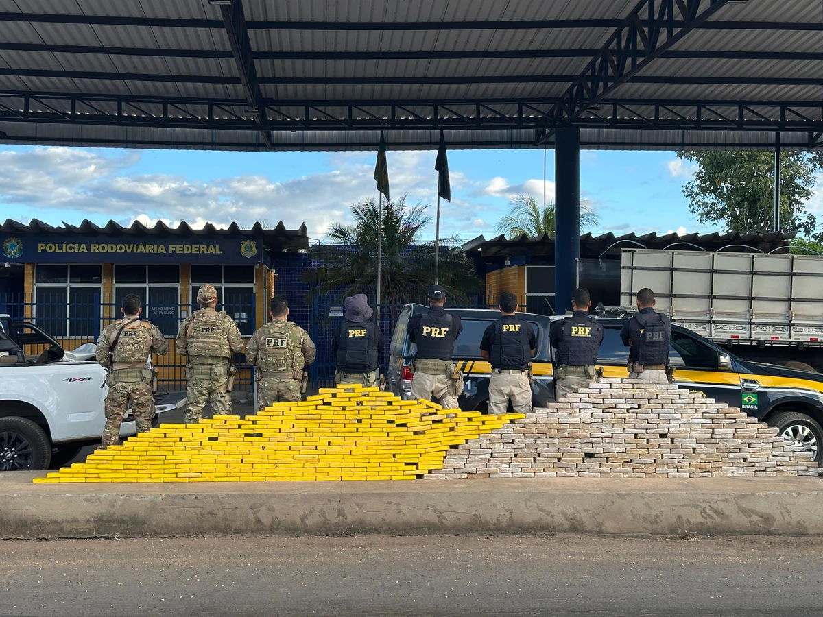 PRF apreende 477kg de entorpecentes na BR-242