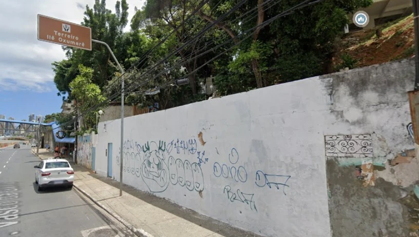 Imagem - Integrante da Bamor picha um dos terreiros mais antigos do Brasil