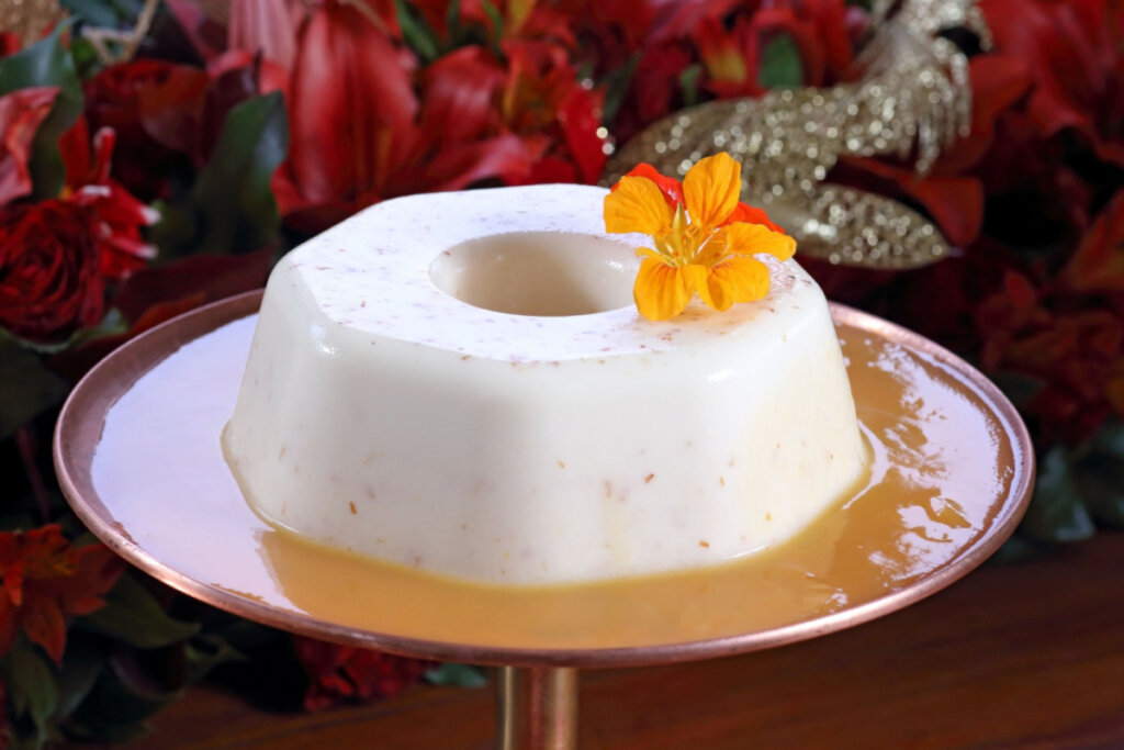 Pudim de coco (Imagem: lhmfoto | Shutterstock)