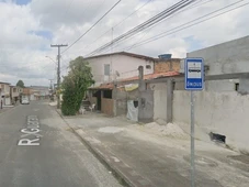 Imagem - Camaçari: homens encapuzados matam um e deixam quatro baleados durante ataque em bar