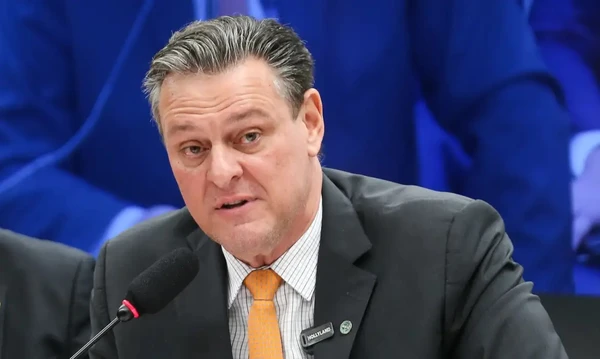 O ministro da Agricultura e Pecuária, Carlos Fávaro