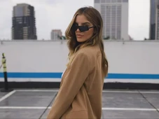 Imagem - 'Babá de milionário' de 35 anos? Influencer viraliza ao mostrar rotina de trabalho luxuosa