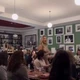 Imagem - Fora das telinhas, Luana Piovani faz shows em restaurante de Portugal